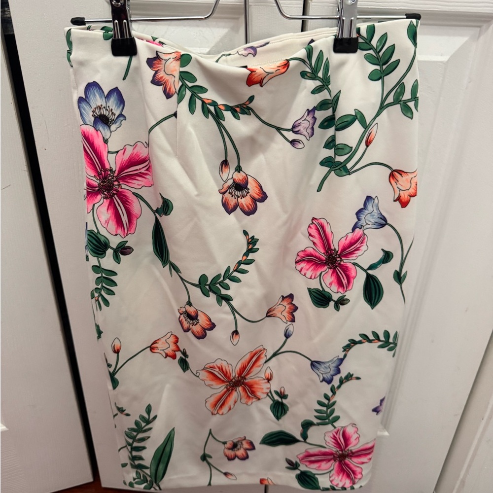 Express Floral Midi Skirt in Cream and Pink